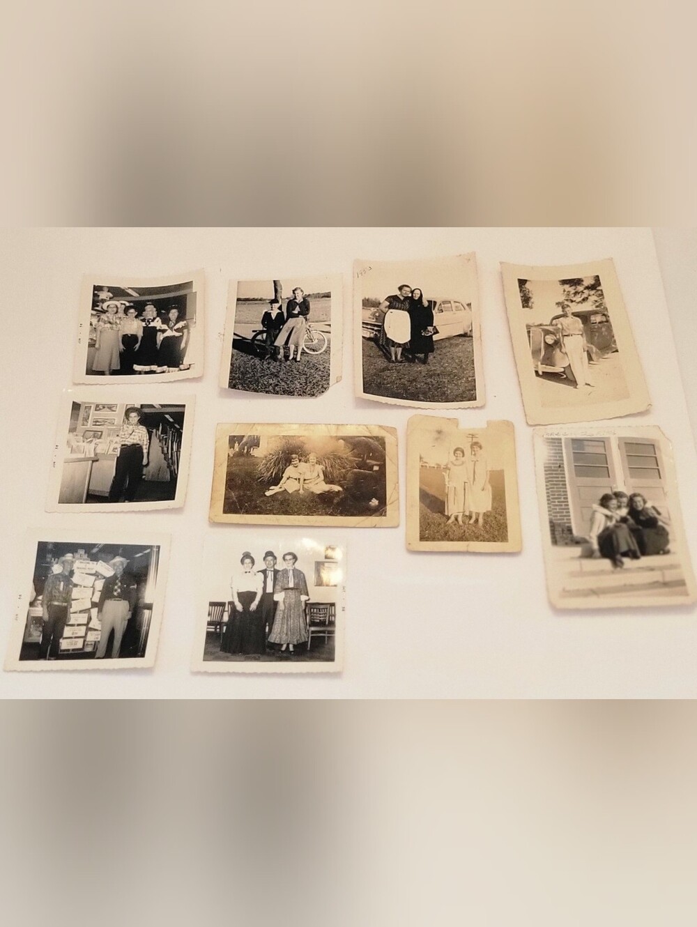Vintage Black-and-White Photo Wall Art Set - Home Accents